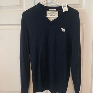 Abercrombie men’s navy sweater